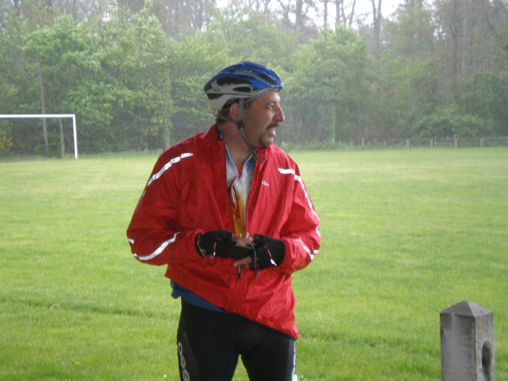 2012-05-15_11h54m30s_Chisseaux.JPG